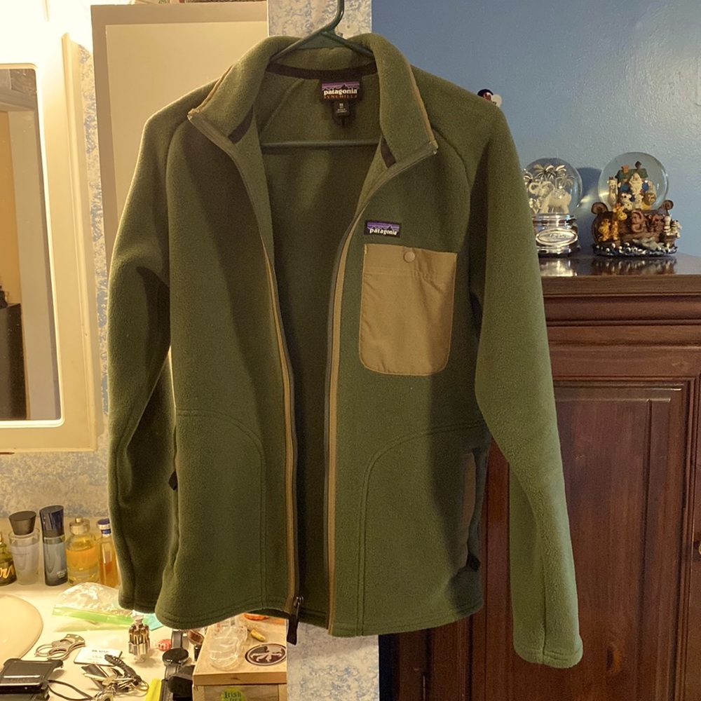 XS Patagonia zip up jacket